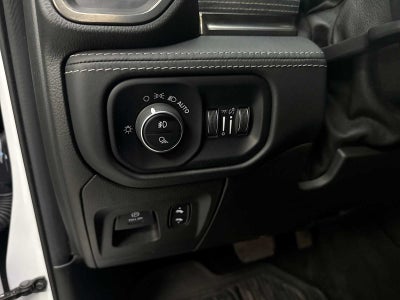 2019 RAM 1500 Limited Crew Cab 4x4 5'7" Box