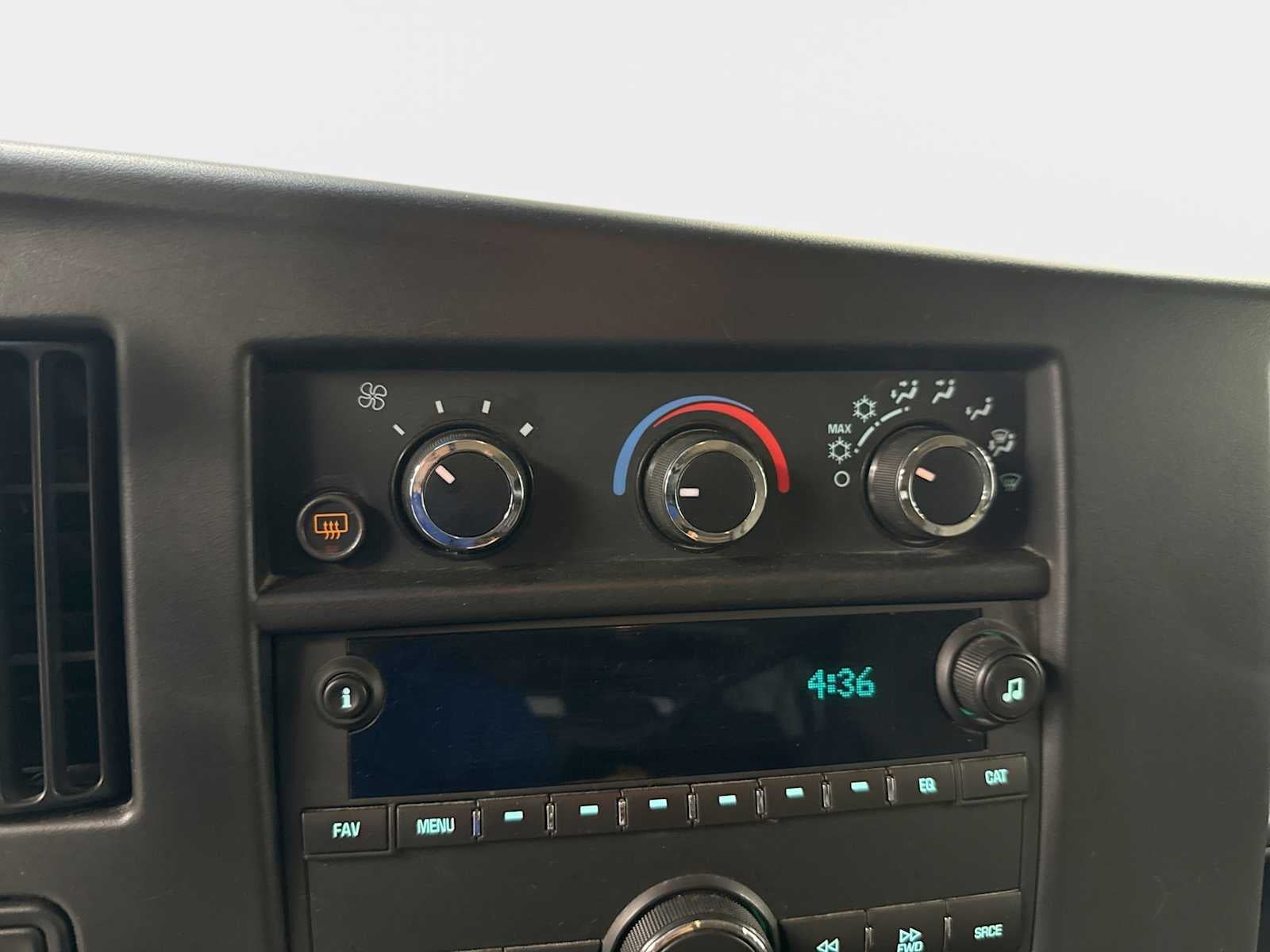 2015 Chevrolet Express Passenger 3500 LT
