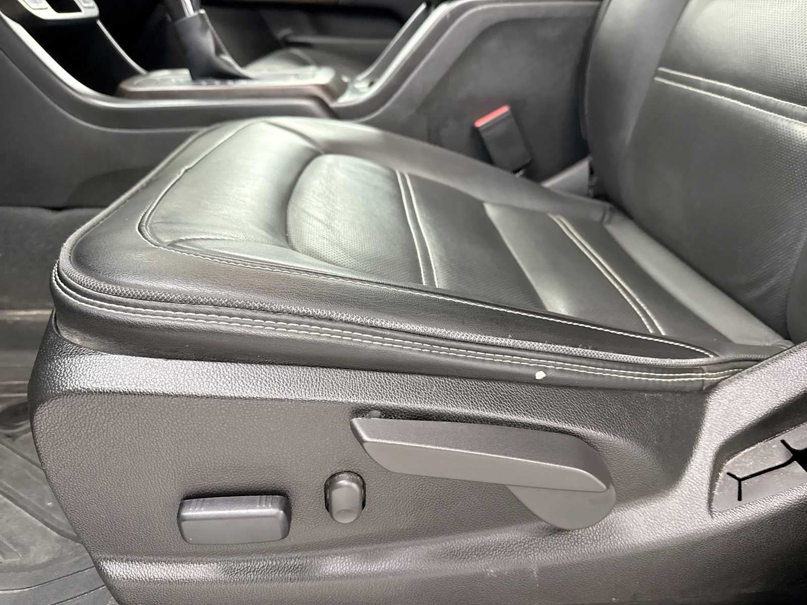 2022 GMC Canyon Denali