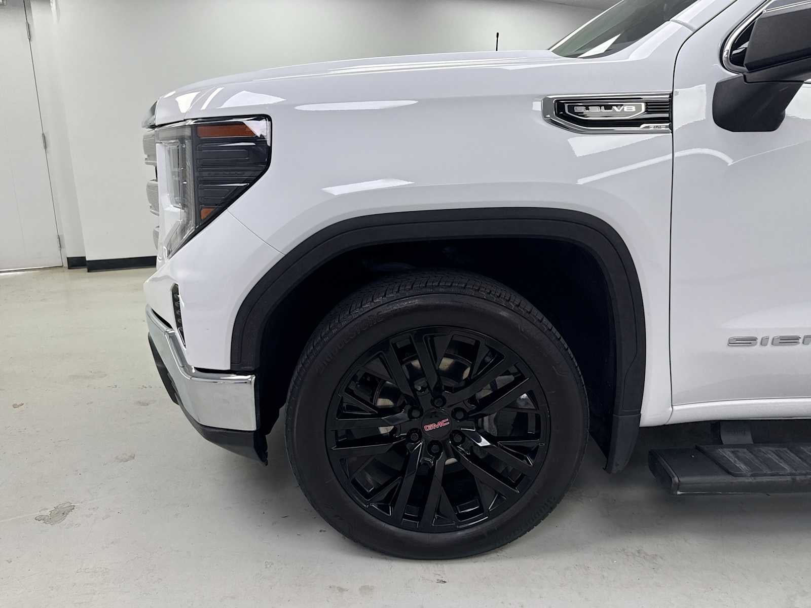 2023 GMC Sierra 1500 SLE