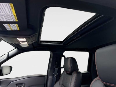 2024 Nissan Frontier Crew Cab PRO-4X 4x4