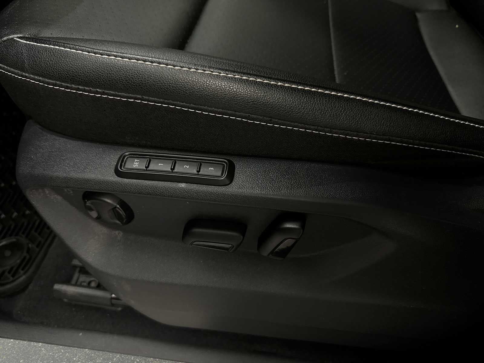 2021 Volkswagen Atlas 3.6L V6 SEL R-Line