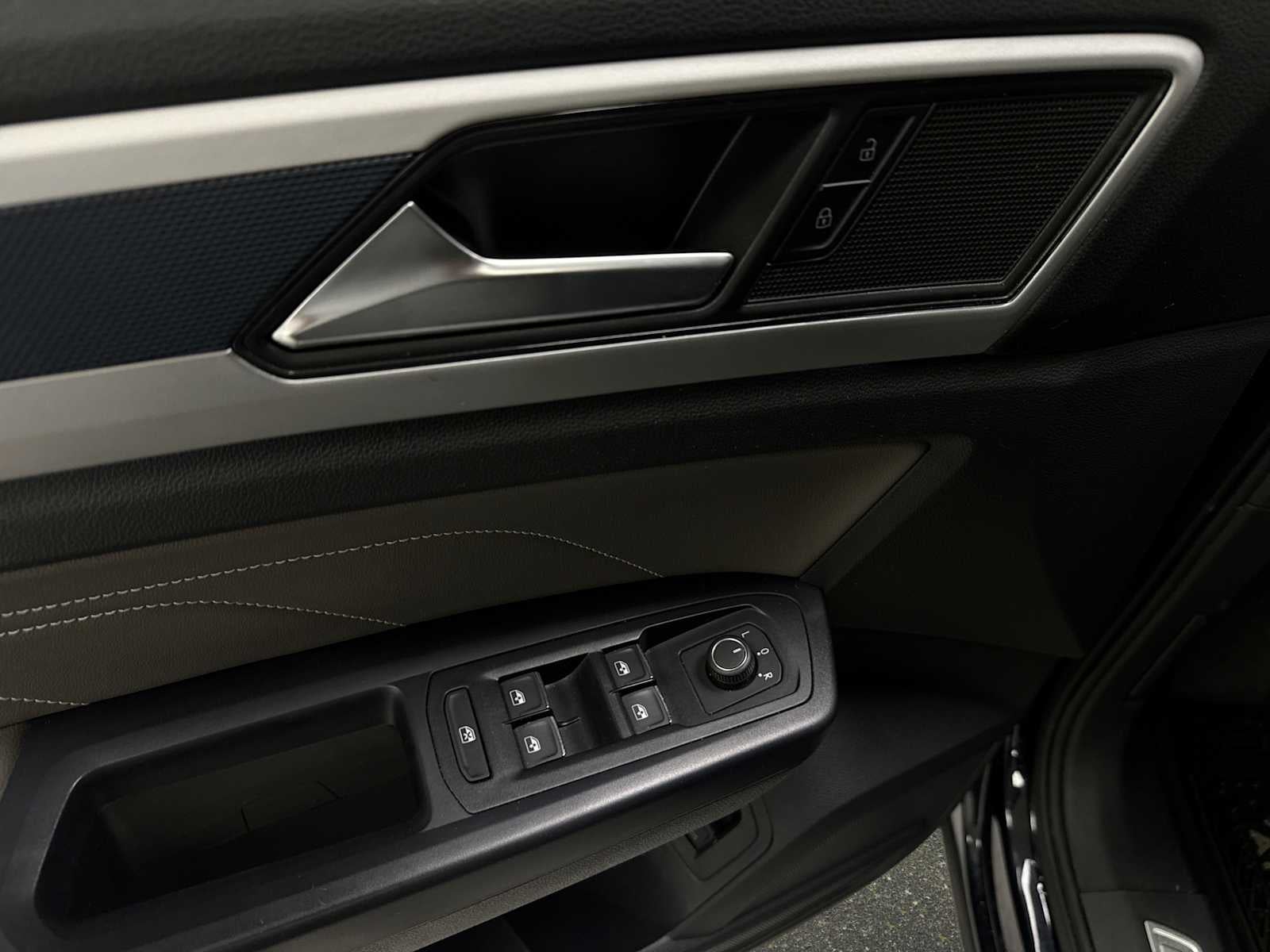 2021 Volkswagen Atlas 3.6L V6 SEL R-Line
