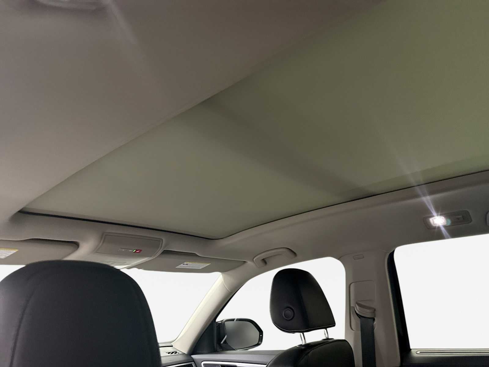 2021 Volkswagen Atlas 3.6L V6 SEL R-Line