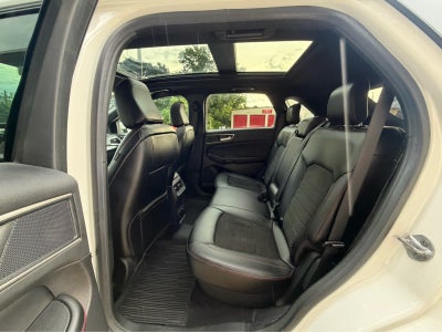 2022 Ford Edge ST-Line