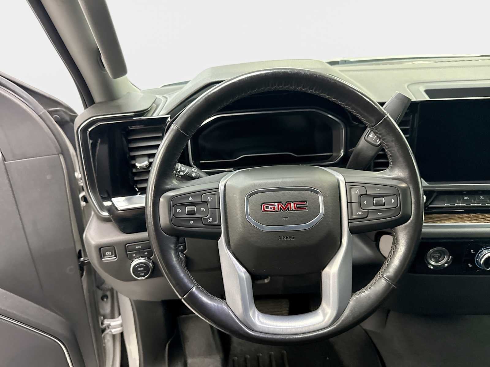 2022 GMC Sierra 1500 SLE