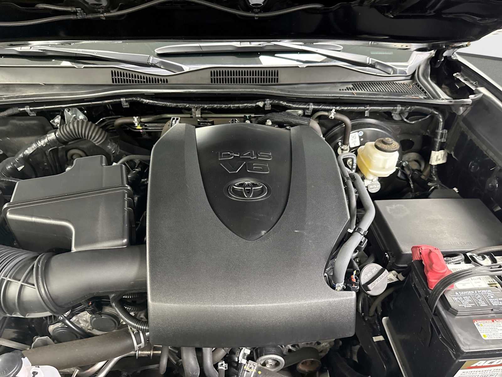 2023 Toyota Tacoma SR V6