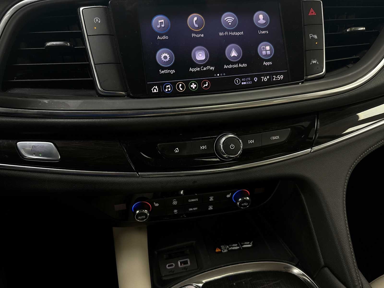 2023 Buick Enclave Essence