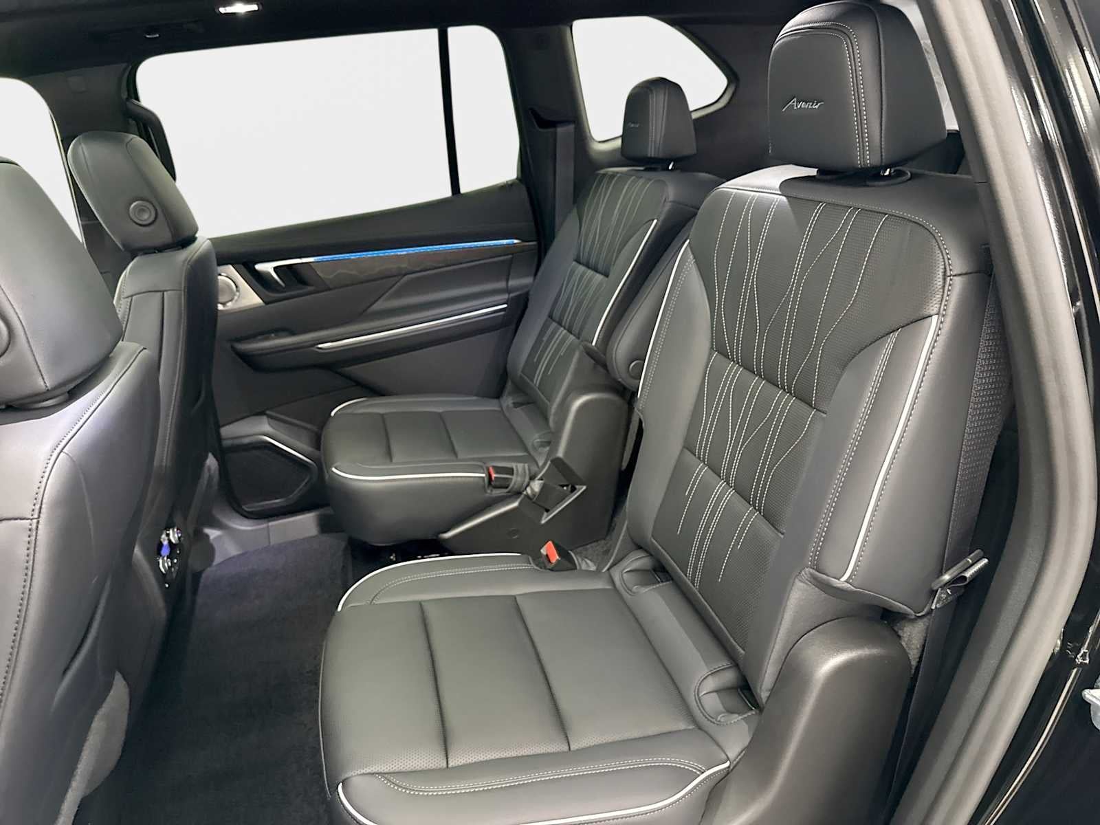 2027 Buick Enclave Avenir