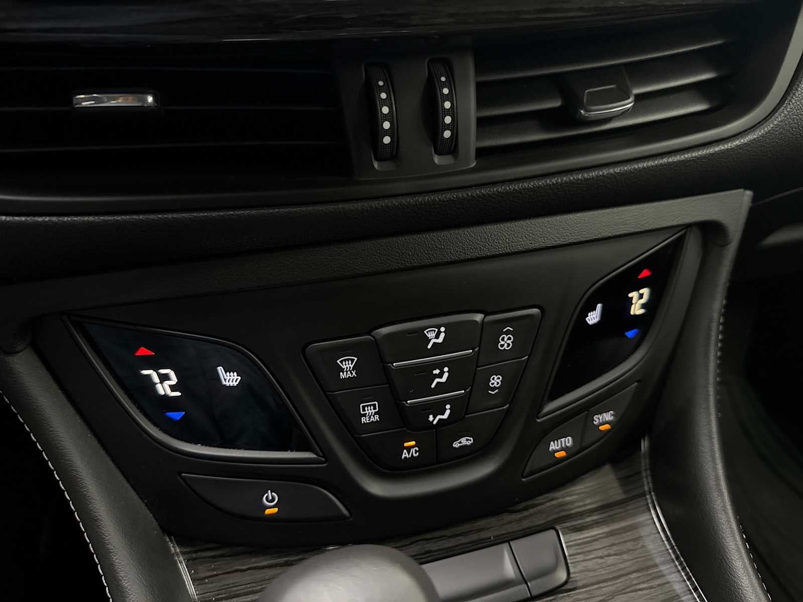 2018 Buick Envision Essence