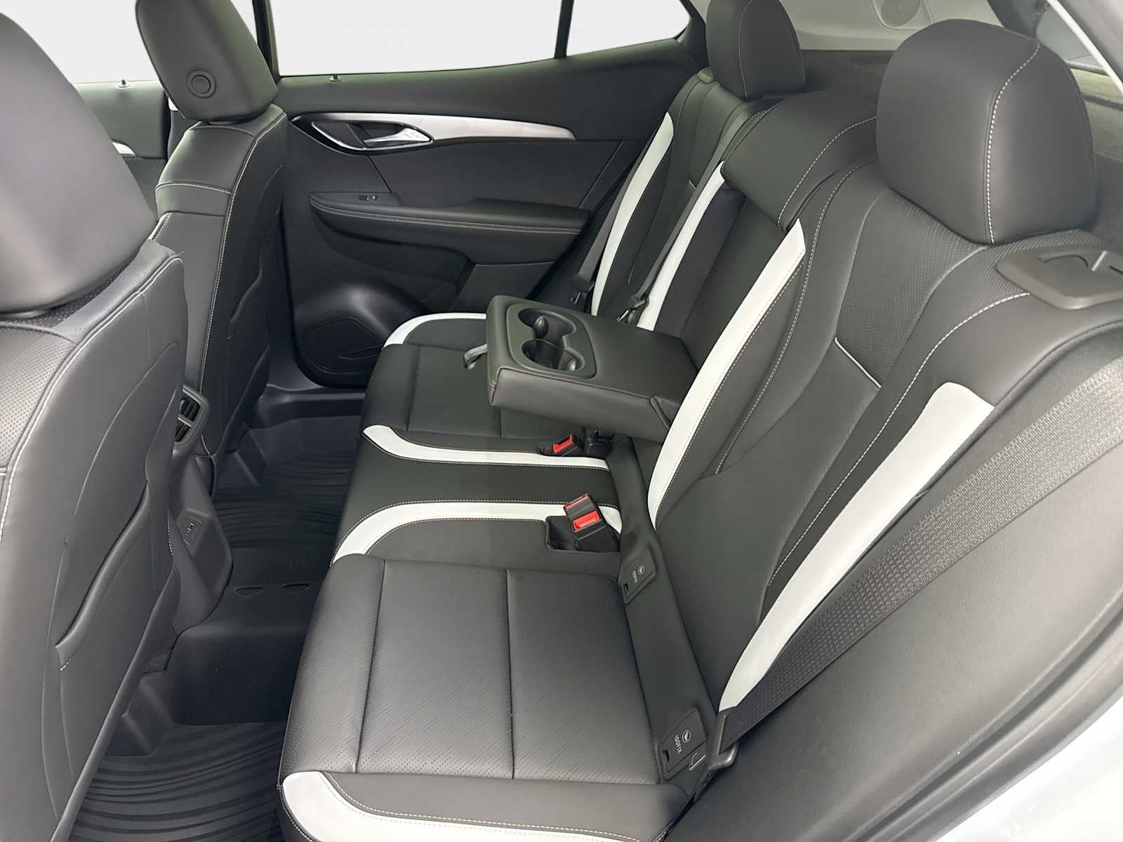 2026 Buick Envision Sport Touring - Photo 24